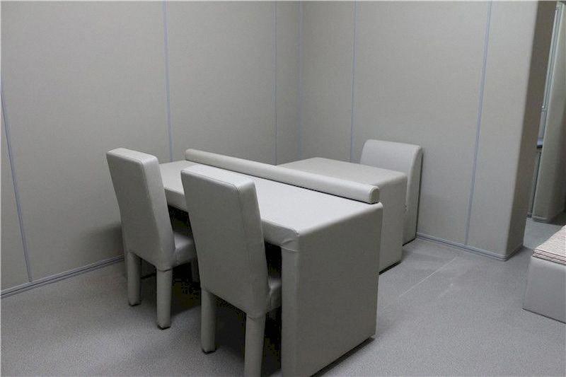 留置室防撞軟包家具